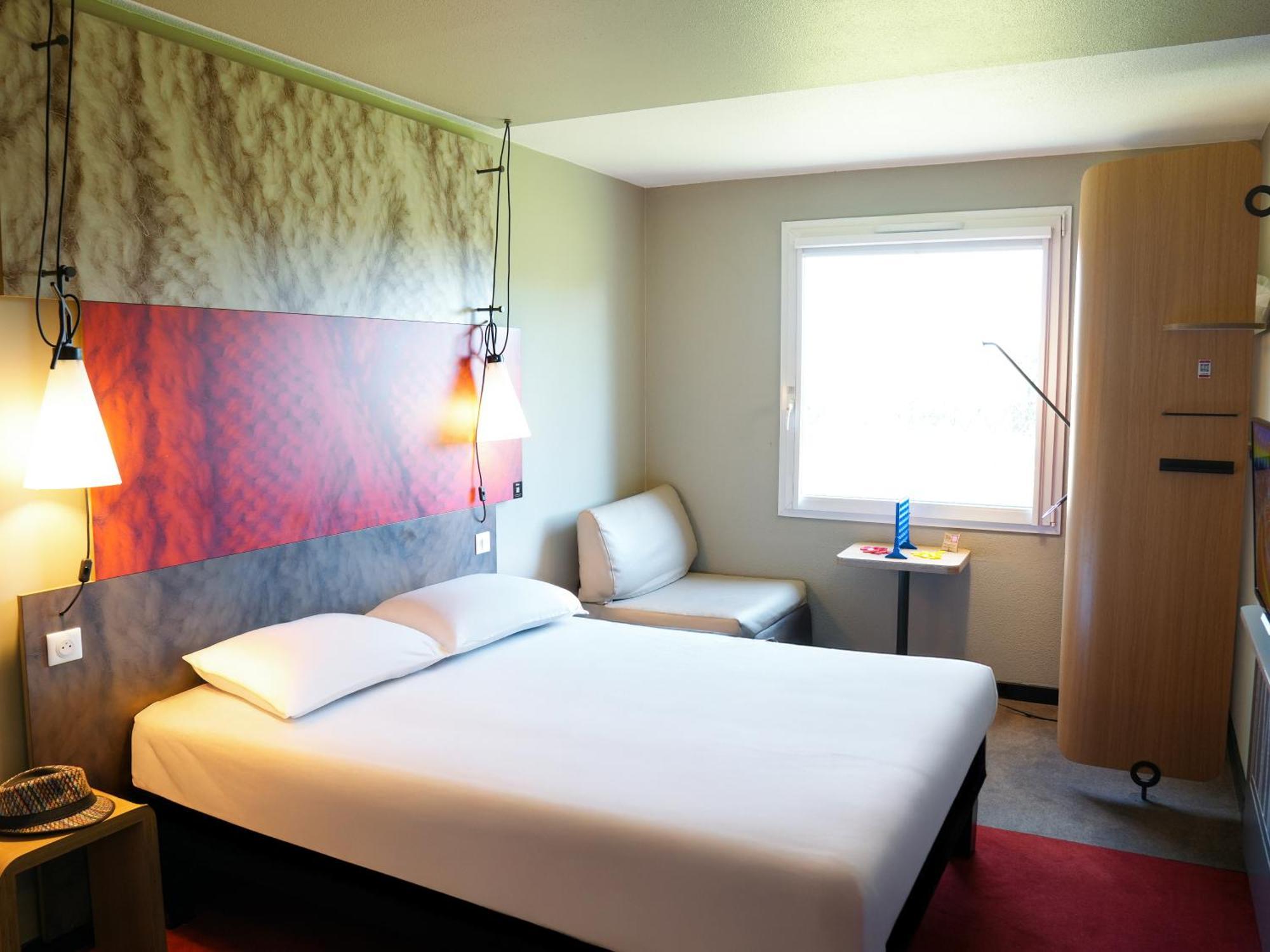 Ibis Caen Porte De Bretagne Bretteville-sur-Odon Kültér fotó